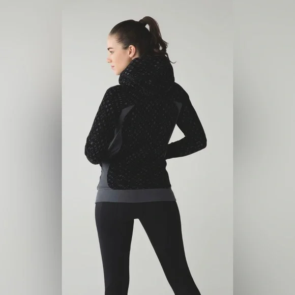 Lululemon Scuba Hoodie III - Picture 7 of 12